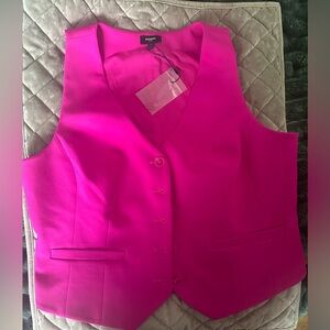Express bright pink vest. Never worn. Large